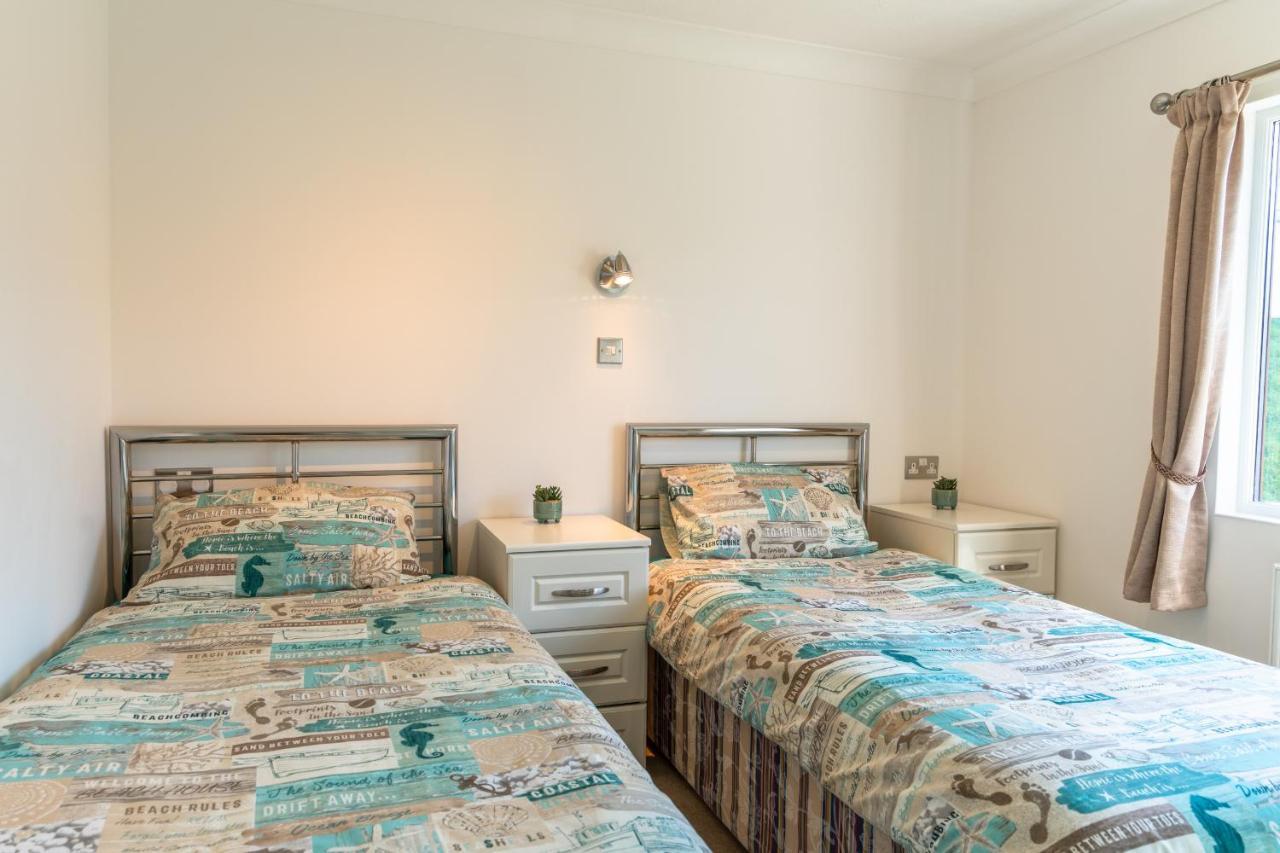 Finest Retreats - Serendipity Lodge Torpoint Dış mekan fotoğraf